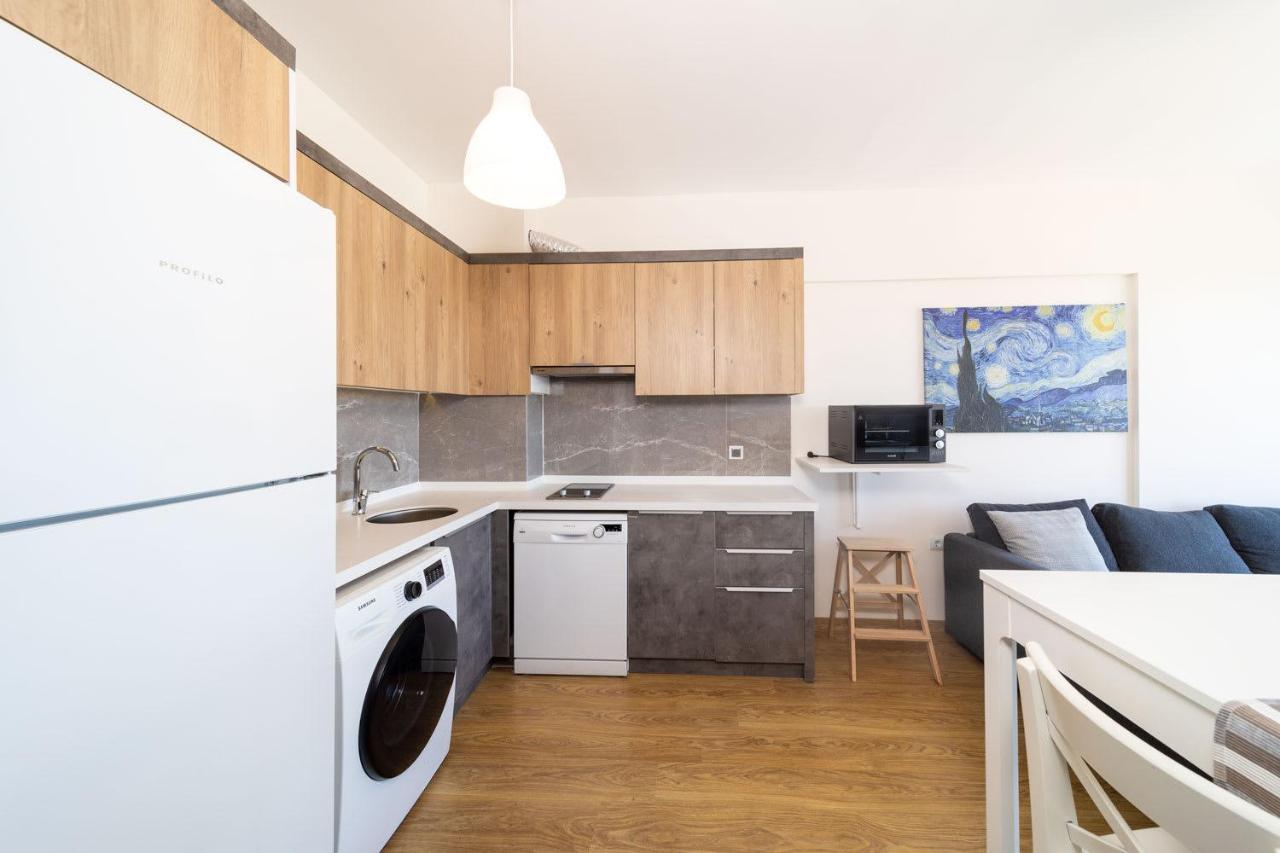 Pleasant Flat With Shared Pool In Kepez Apartman Antalya Kültér fotó